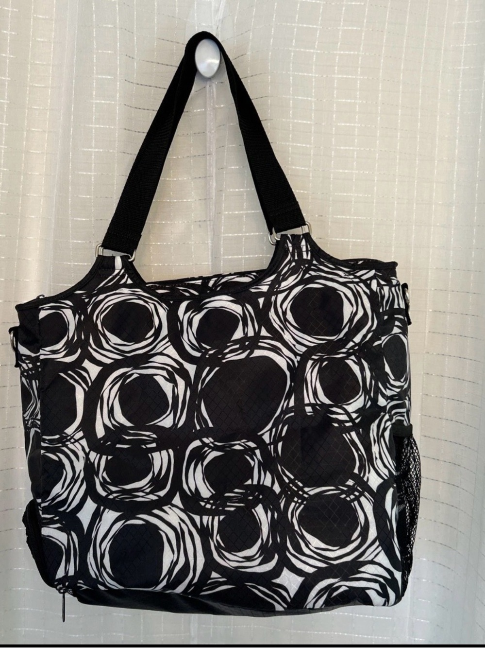 Thirty-one Black & White Patterned Women's Tote Bag
